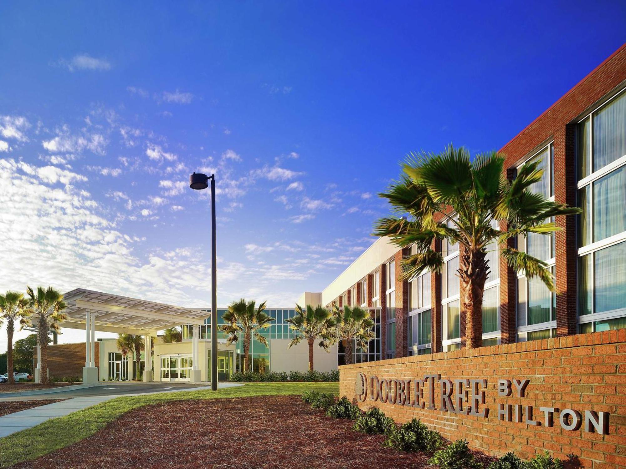 Doubletree Hotel & Suites Charleston Airport North Charleston Exterior foto